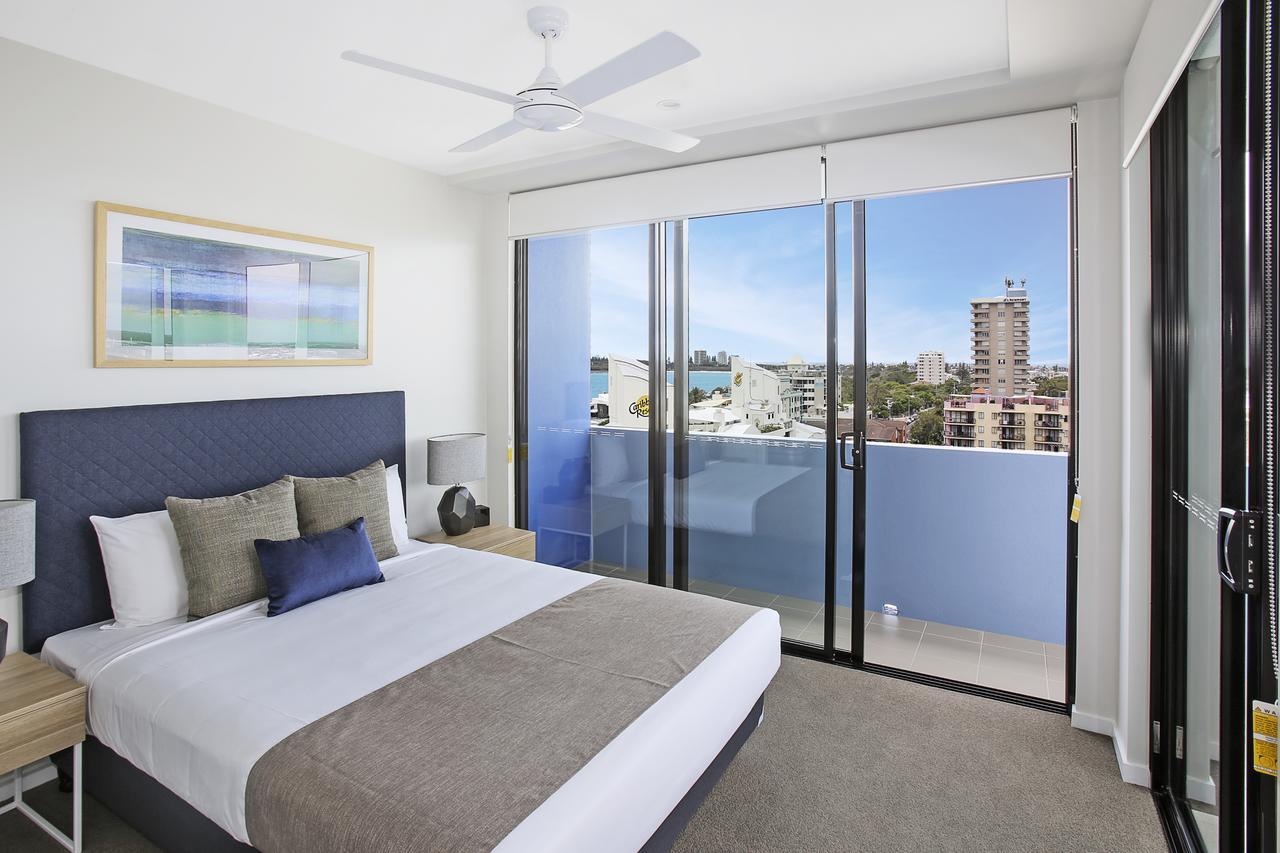 Direct Collective - Sea Breeze Hotel