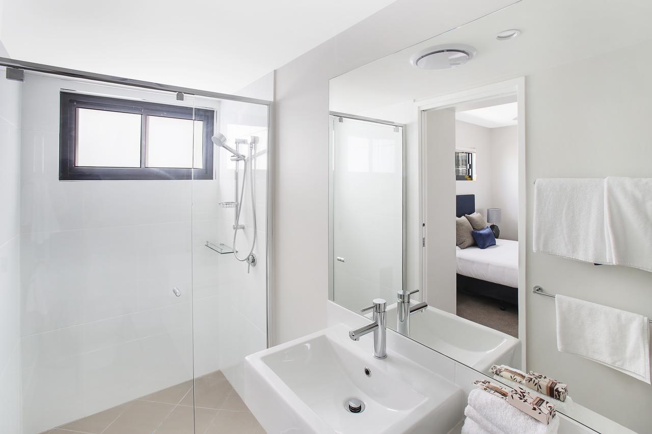 Direct Collective - Sea Breeze Hotel 4*